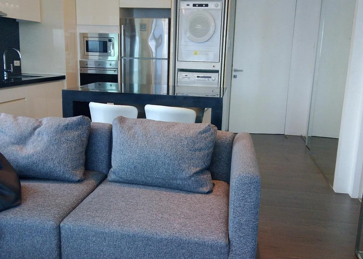 Aparthotel Alphaland Suites Apartment Hotel Manila Philippines
