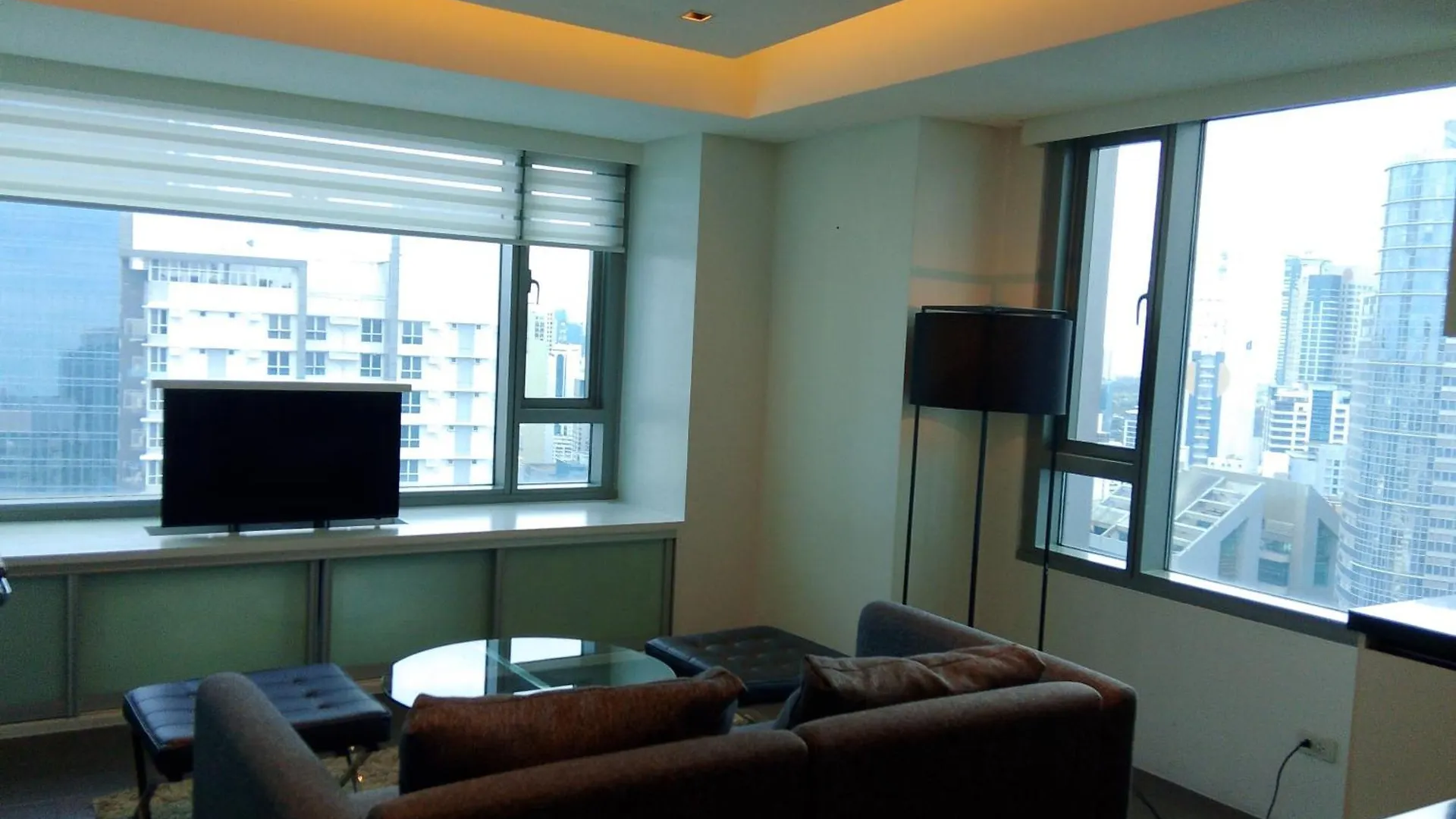Aparthotel Alphaland Suites Apartment Hotel Manila